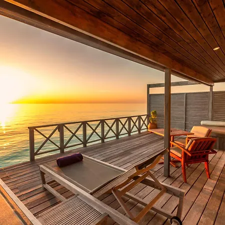 Komandoo Island Resort & Spa (Adults Only)-2